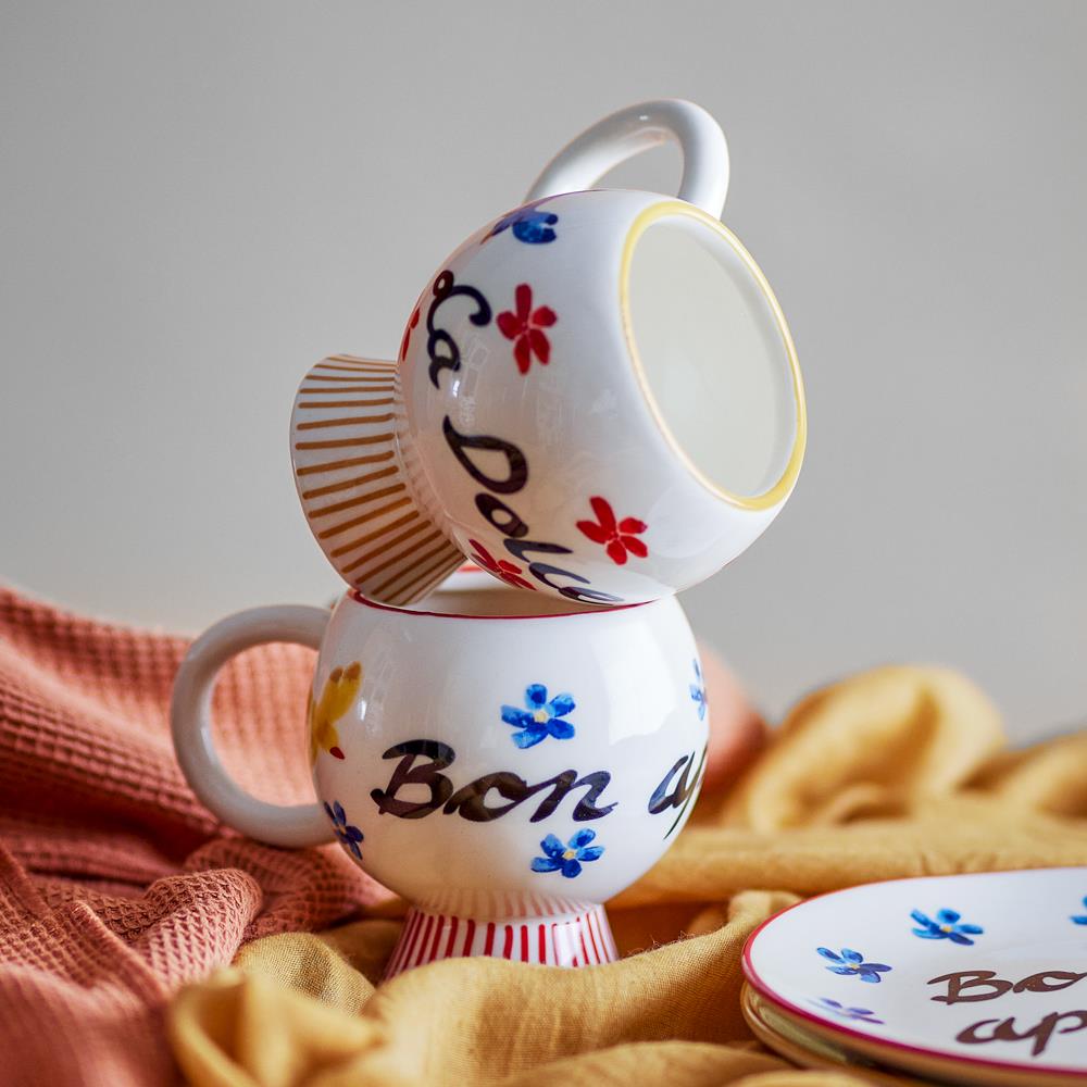 Bloomingville Lindsay Tasse 4er Set 233 ml bunt - Steingut Tassen mit Blumen & Schrift
