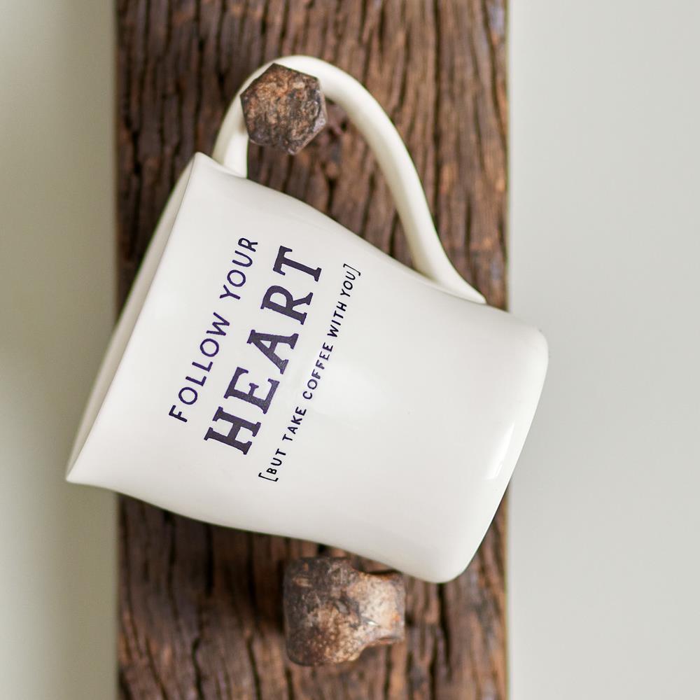 Bloomingville Wendy Tasse weiß 330 ml aus Steingut – Kaffeetasse mit Henkel für Küche & Kaffeepause
