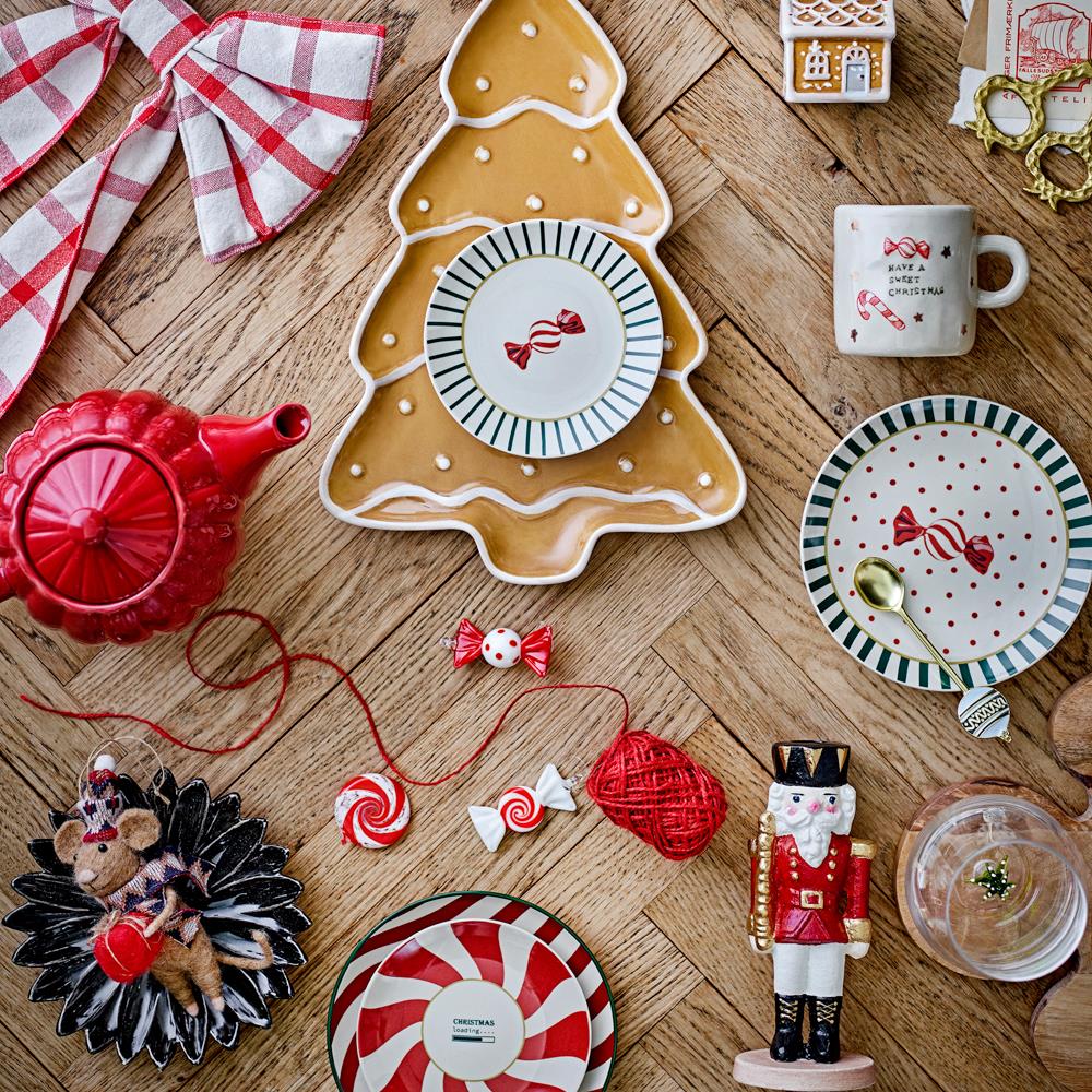 Bloomingville Yule Teller aus Steingut in Bunt – 2er Set Weihnachtsteller für Tischdeko