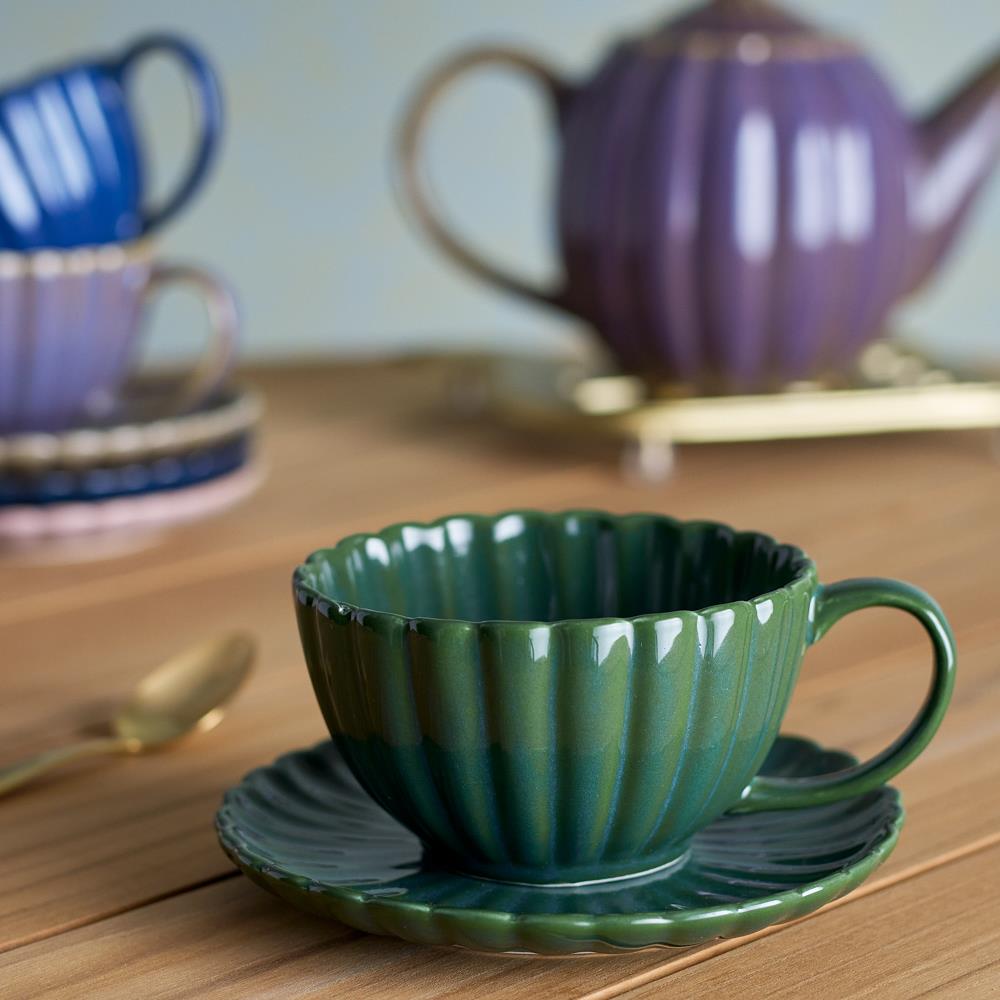 Bloomingville Latina Tasse mit Untertasse Grün Steingut 180ml