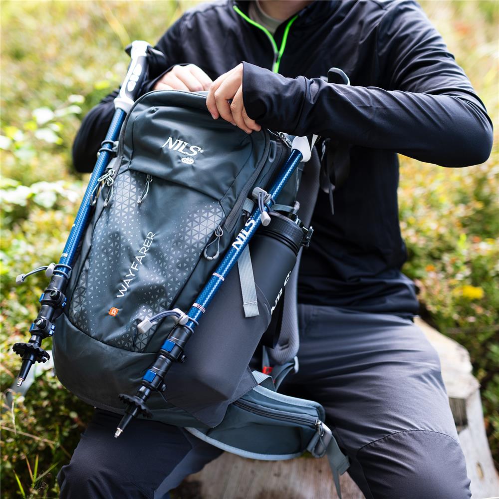 NILS CAMP Trekkingrucksack Wayfarer 35L in Grau - komfortabler Outdoor Rucksack mit Belüftung