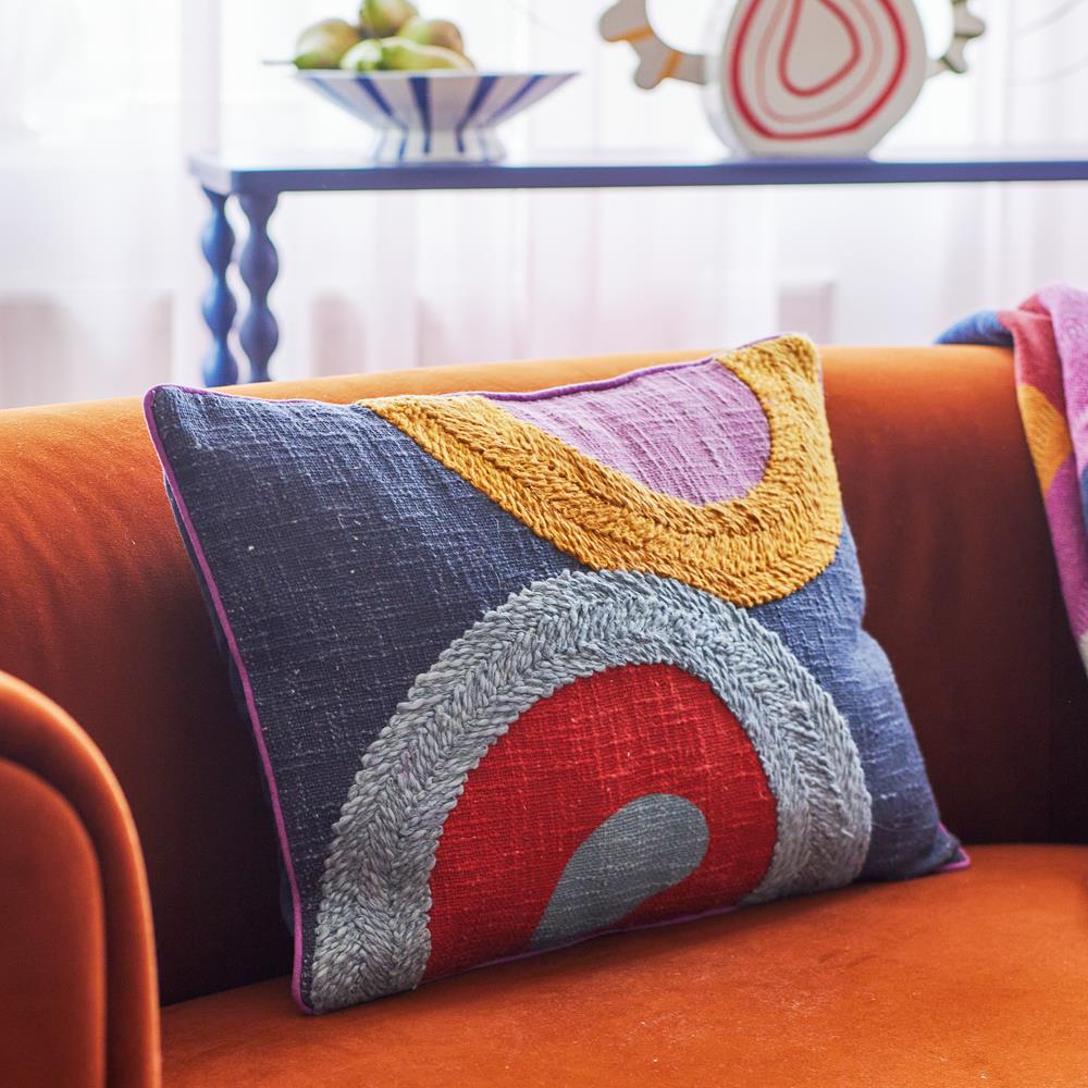 Bloomingville Polivia Kissen 50x35 cm bunt - Baumwollkissen mit abstraktem Muster für Sofa & Dekoration