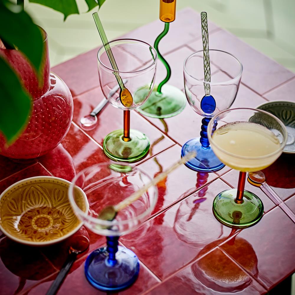 Bloomingville Noemi Weinglas aus Glas in Blau 220 ml – modernes Weinglas für Tischdeko
