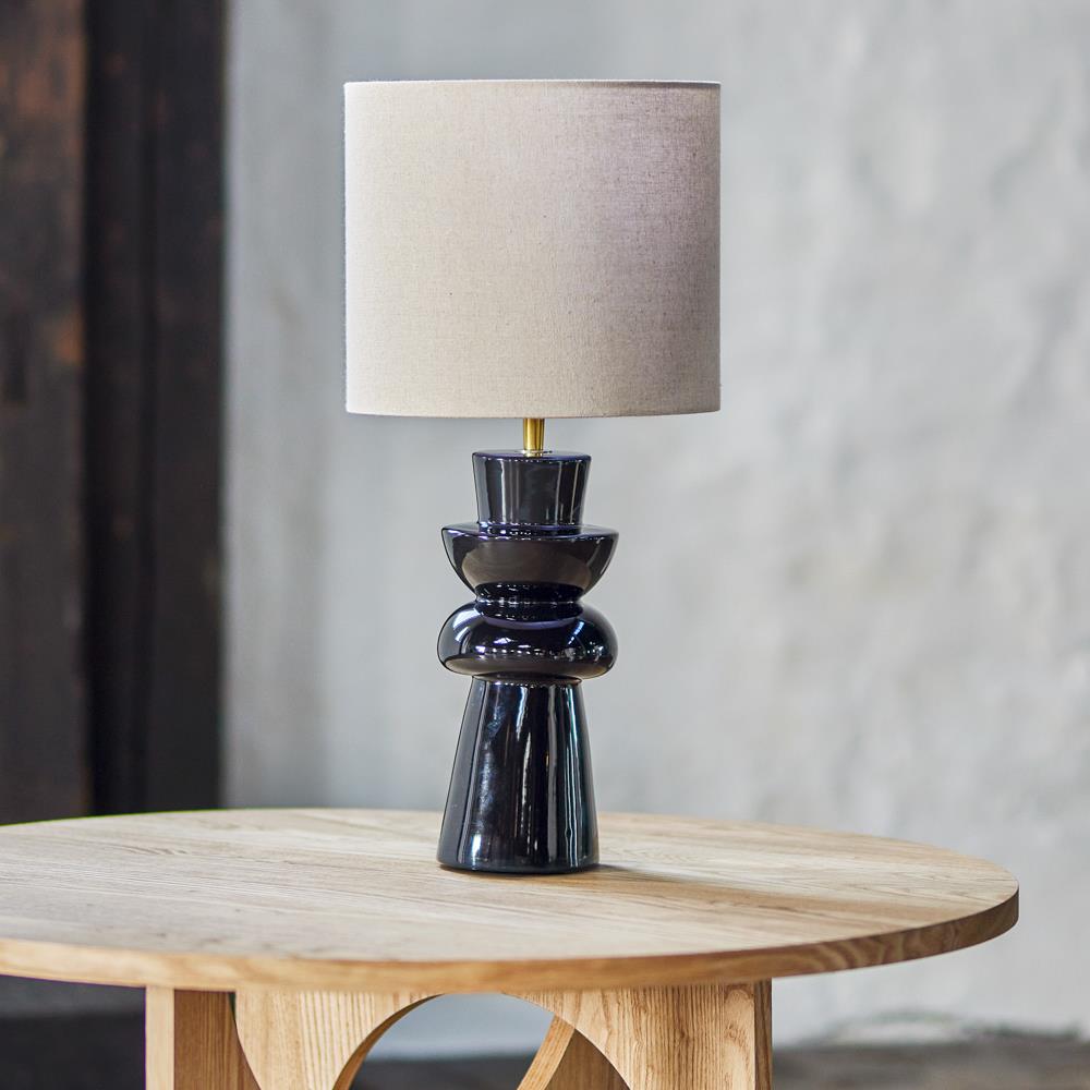 Bloomingville Lio Tischlampe schwarz - Steingut Lampe mit E27 für Wohnzimmer & Tischbeleuchtung