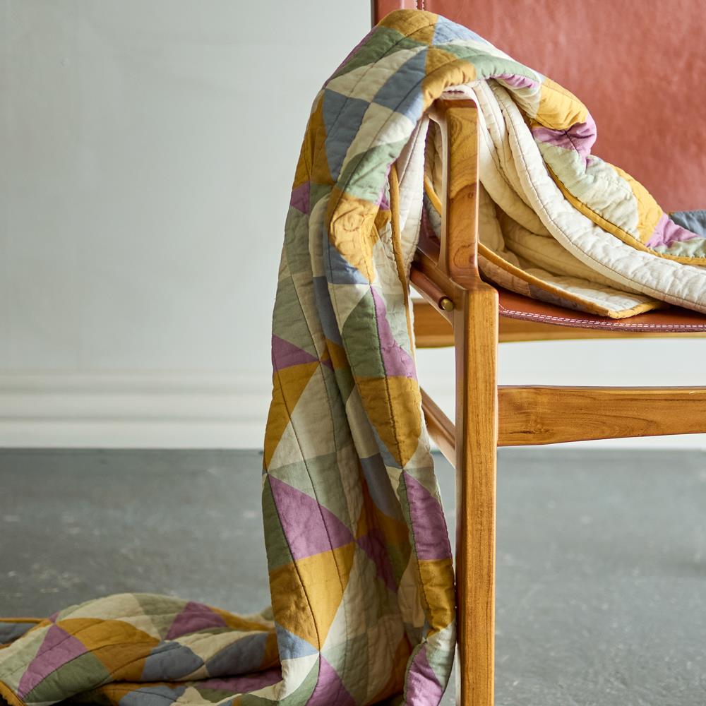 Bloomingville Crewe Quilt Steppdecke Baumwolle bunt Decke Sofa Wohnzimmer Patchwork