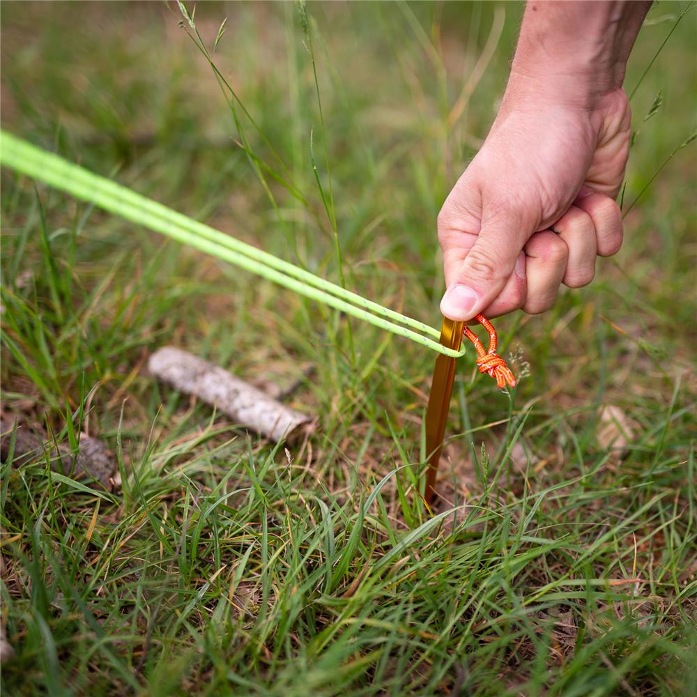 NILS CAMP Abspannset mit 10 Zeltheringen und 4 Spannschnüren für Camping Zelt Outdoor