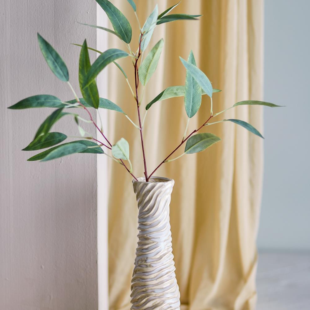 Bloomingville Damien Vase aus Steingut in Weiß – elegante Deko Vase für Wohnzimmer und Flur