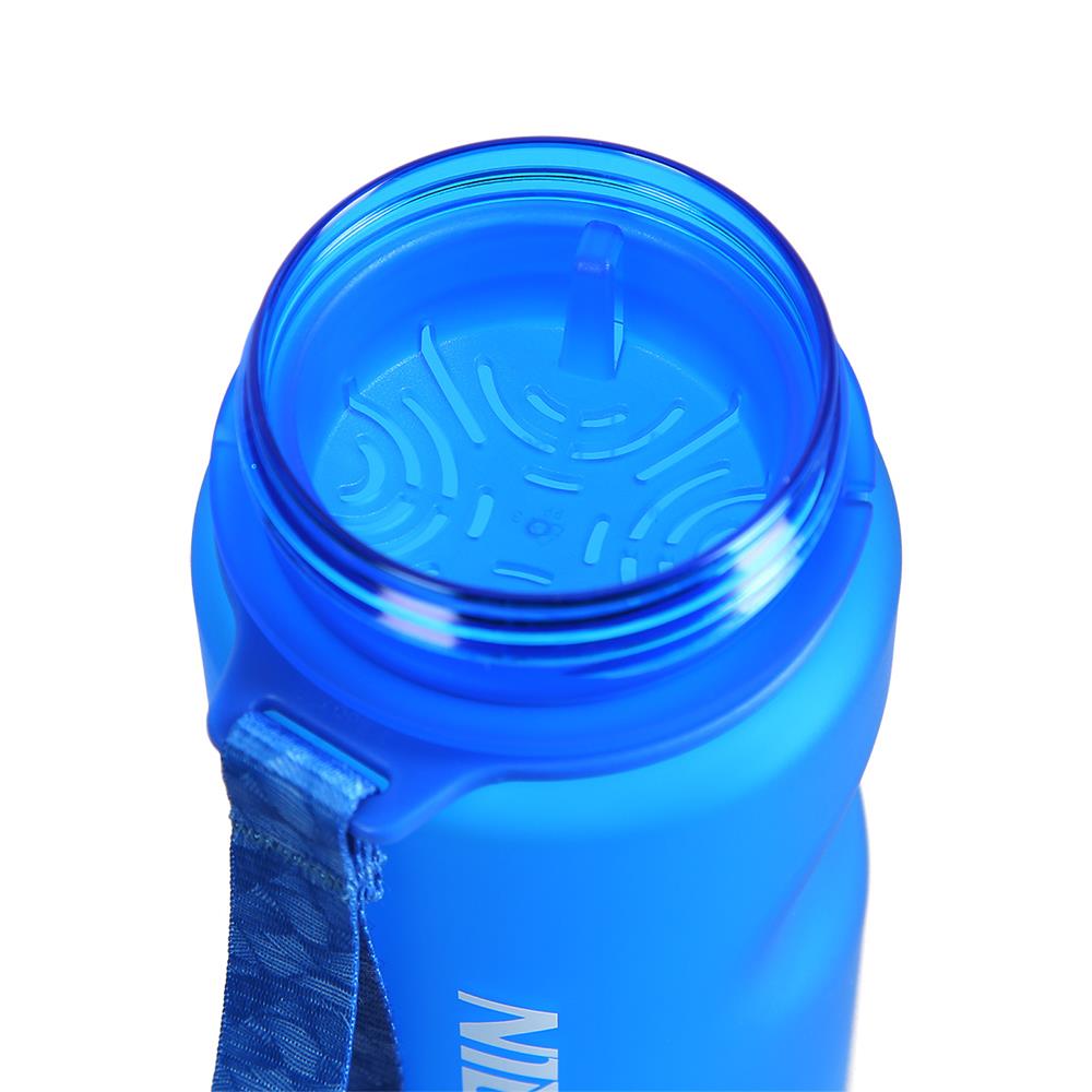 NILS CAMP Trinkflasche Tritan 600 ml blau für Camping Outdoor Sport Reisen