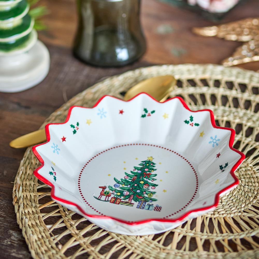 Bloomingville Naive Weihnachtsschale, Rot, Keramik 460 ml mit Tannenbaum-Motiv