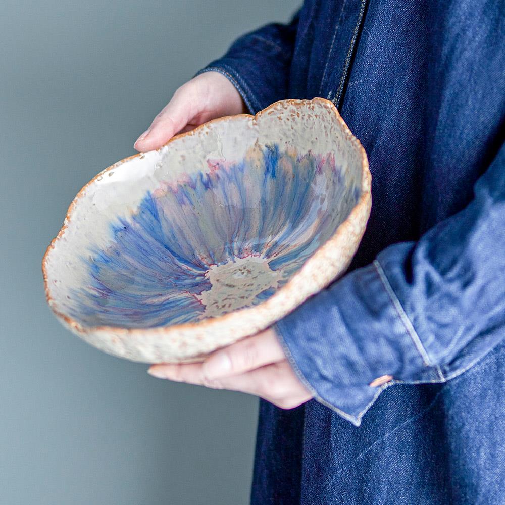 Bloomingville Amalia Schale, Blau, Steingut, 24 cm, 1400 ml, spülmaschinengeeignet, handglasierte Optik