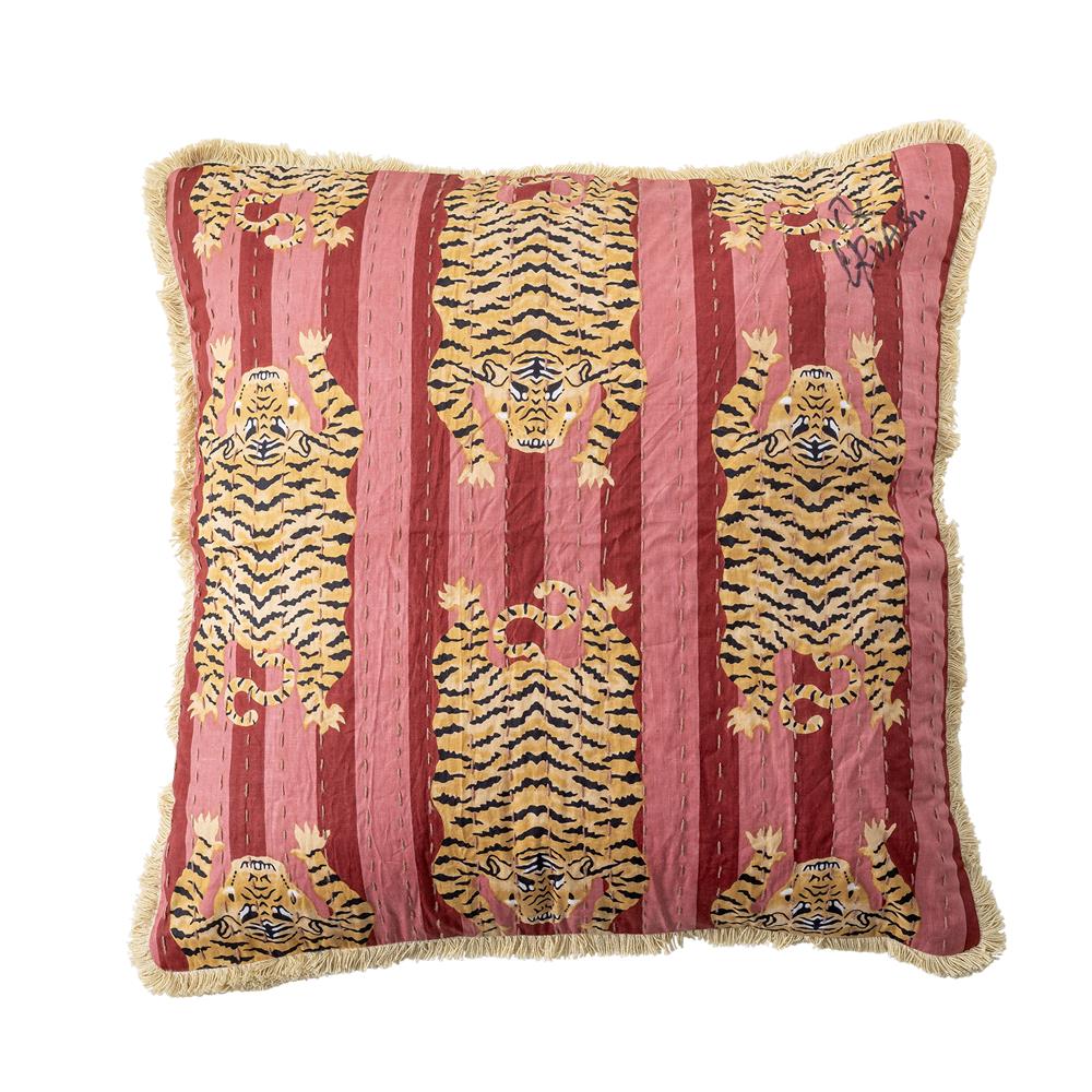 Bloomingville Poirino Kissen Pink 45x45 cm – Baumwolle, Tigerprint & Fransen