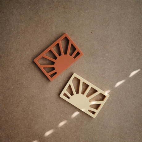 Mushie Beißring Sonne, Clay, aus Silikon, BPA-frei