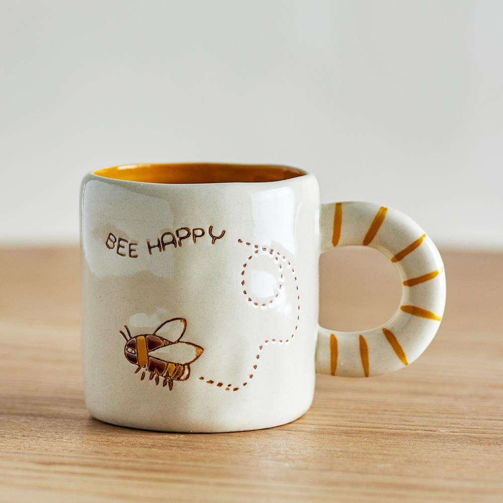 Bloomingville MINI Cloudy Tasse 225 ml Steingut, natur, Schriftzug "Bee Happy"