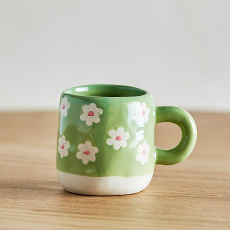 Bloomingville MINI Millie Tasse 110 ml grün - Steingut Tasse mit Blumenmotiv für Kinder & Küche