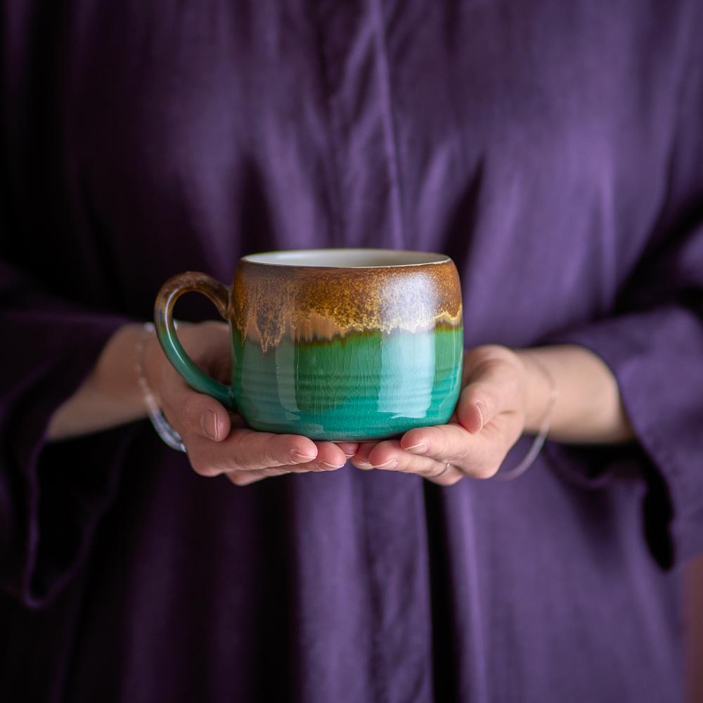 Bloomingville Sheen Tasse aus Steingut in Grün 400 ml – 4er Set Tassen für Küche & Tischdeko