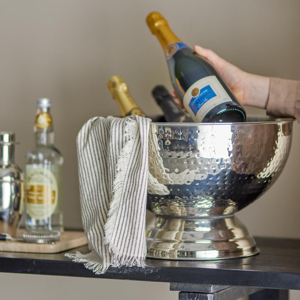 Bloomingville Kaluka Champagnerschale aus Edelstahl in Silber – elegante Getränkeschale für Feiern