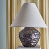 Bloomingville Carolla Tischlampe aus Steingut in Braun – dekorative Lampe fürs Wohnzimmer