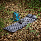 NILS CAMP Campingmatte leicht in grau mit Luftpumpe Outdoor Trekking Reisen