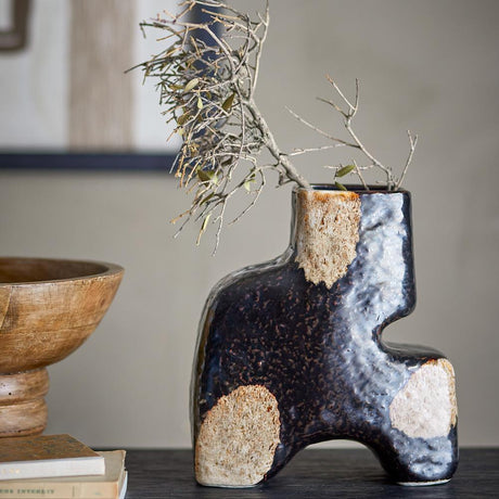 Bloomingville Ollia Vase aus Steingut in Schwarz – dekorative Vase fürs Wohnzimmer