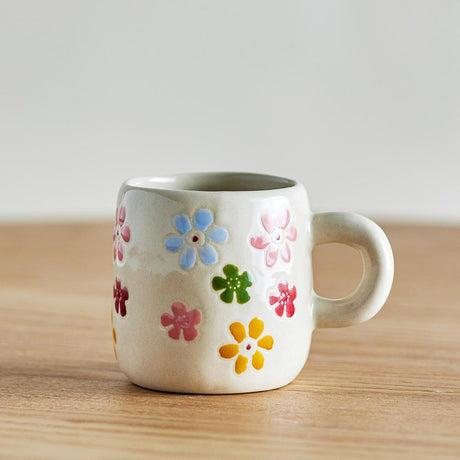 Bloomingville MINI Millie Tasse 110 ml beige - Steingut Tasse mit Blumenmotiv für Kinder & Küche