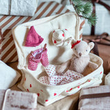 Bloomingville MINI Lara Puppe Bunt Baumwolle Spielpuppe mit Zubehör 6er Set