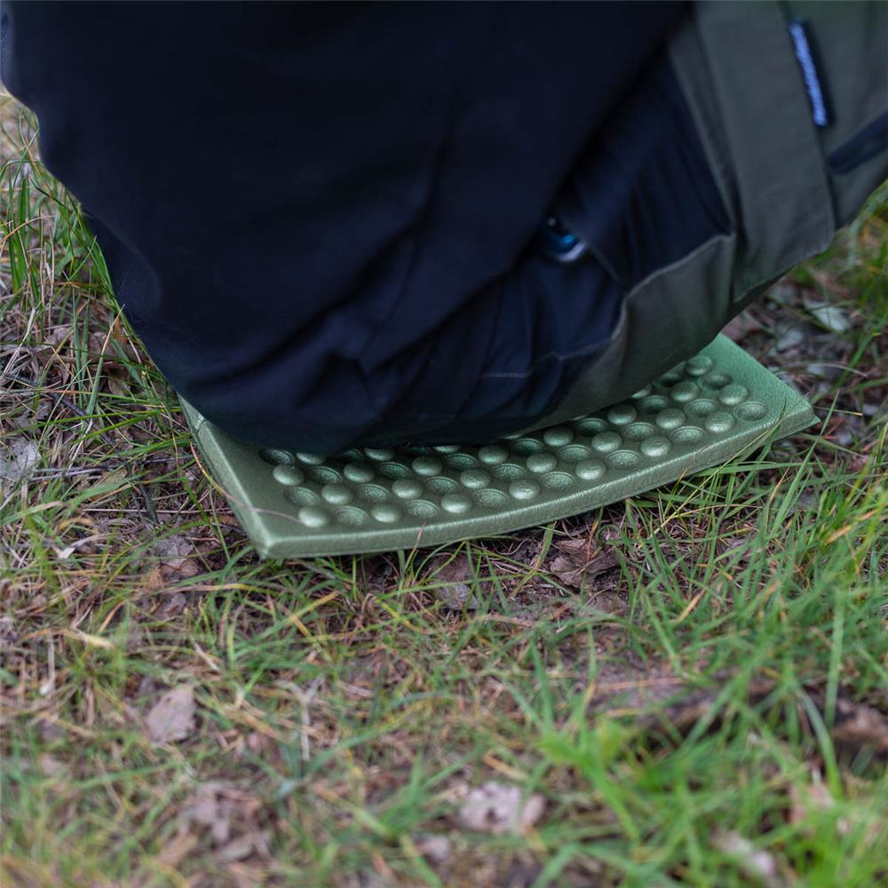 NILS CAMP Camping Sitzmatte grün faltbar ultraleicht für Camping Outdoor Strand
