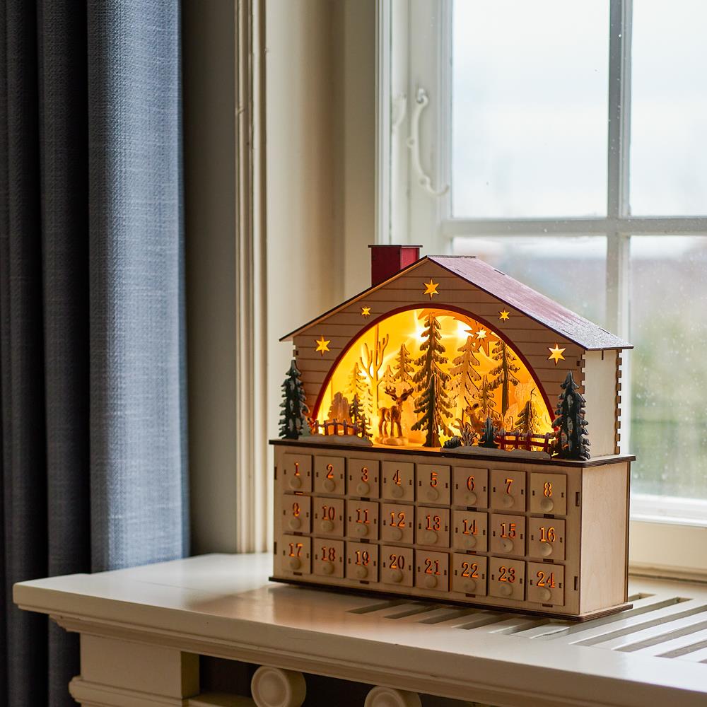 Bloomingville Melvin Adventskalender mit Licht Natur Holz Weihnachtsdeko
