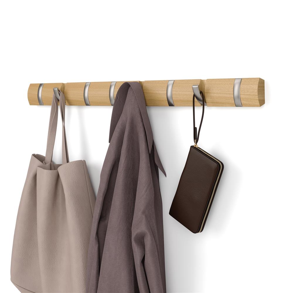 Umbra Flip Wandgarderobe, Garderobenleiste in Natur, mit 8 beweglichen Haken in Silber