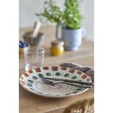 Bloomingville Shama Teller, Grün/Braun, Steingut, 27 cm, mit handbemaltem Muster