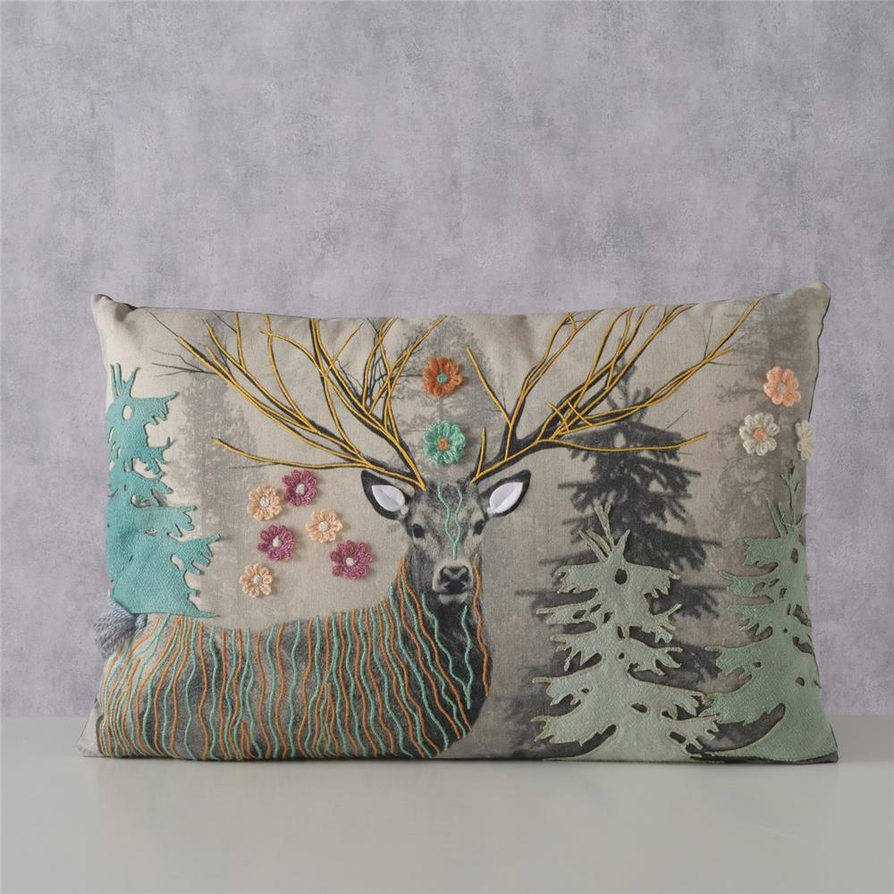BOLTZE Kissen Skory Hirsch – Rechteckiges Baumwollkissen mit Waldmotiv, 40x60 cm