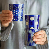 Bloomingville Minoa Tasse blau 190 ml aus Steingut – stapelbares 3er Set für Küche & Tischdeko