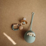 Mushie Schnulleretui, Cambridge Blue, Schnullerbox aus Silikon, BPA-frei