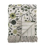 Bloomingville Eydis Decke 160x130 cm grün - Plaid aus recycelter Baumwolle mit Blumenmuster für Sofa