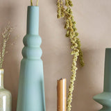 Bloomingville Isolde Vase in Grün aus Steingut, matte Glasur
