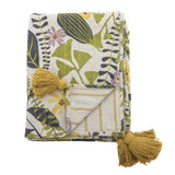 Bloomingville Camelie Wohndecke Blumen 160 x 130 cm mit recycelter Baumwolle mit Quasten