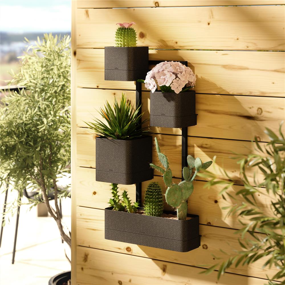 Umbra Cubiko Wandpflanzkasten mit 4 Pflanztöpfen, vertikale/horizontale Ausrichtung, in Schwarz
