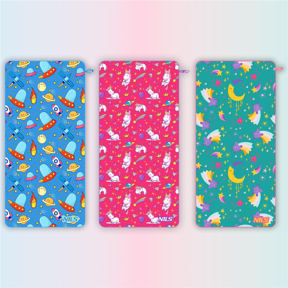 NILS Mikrofaser Kinderhandtuch 160x80 cm Stars - leichtes Handtuch für Camping, Strand & Schule
