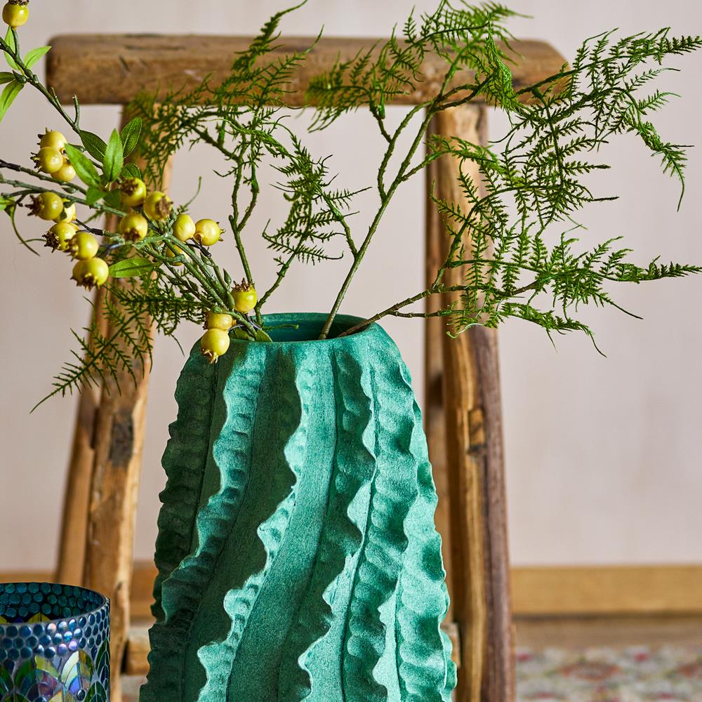 Bloomingville Natika Deko‑Vase grün D23 cm aus Terrakotta – skulpturale Bodenvase für Wohnzimmer