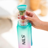 NILS CAMP Trinkflasche Tritan 950 ml türkis-pink mit Fruchteinsatz für Sport Outdoor