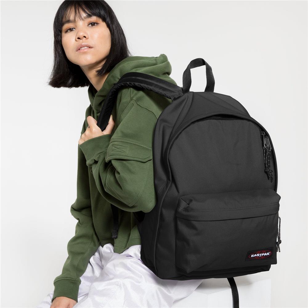 Eastpak OUT OF OFFICE, Rucksack, Black (schwarz), 27L, mit Laptopfach