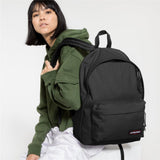Eastpak OUT OF OFFICE, Rucksack, Black (schwarz), 27L, mit Laptopfach