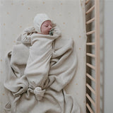 Mushie Gestrickte Babydecke Rippenmuster, Beige Melange, aus 100% Bio-Baumwolle