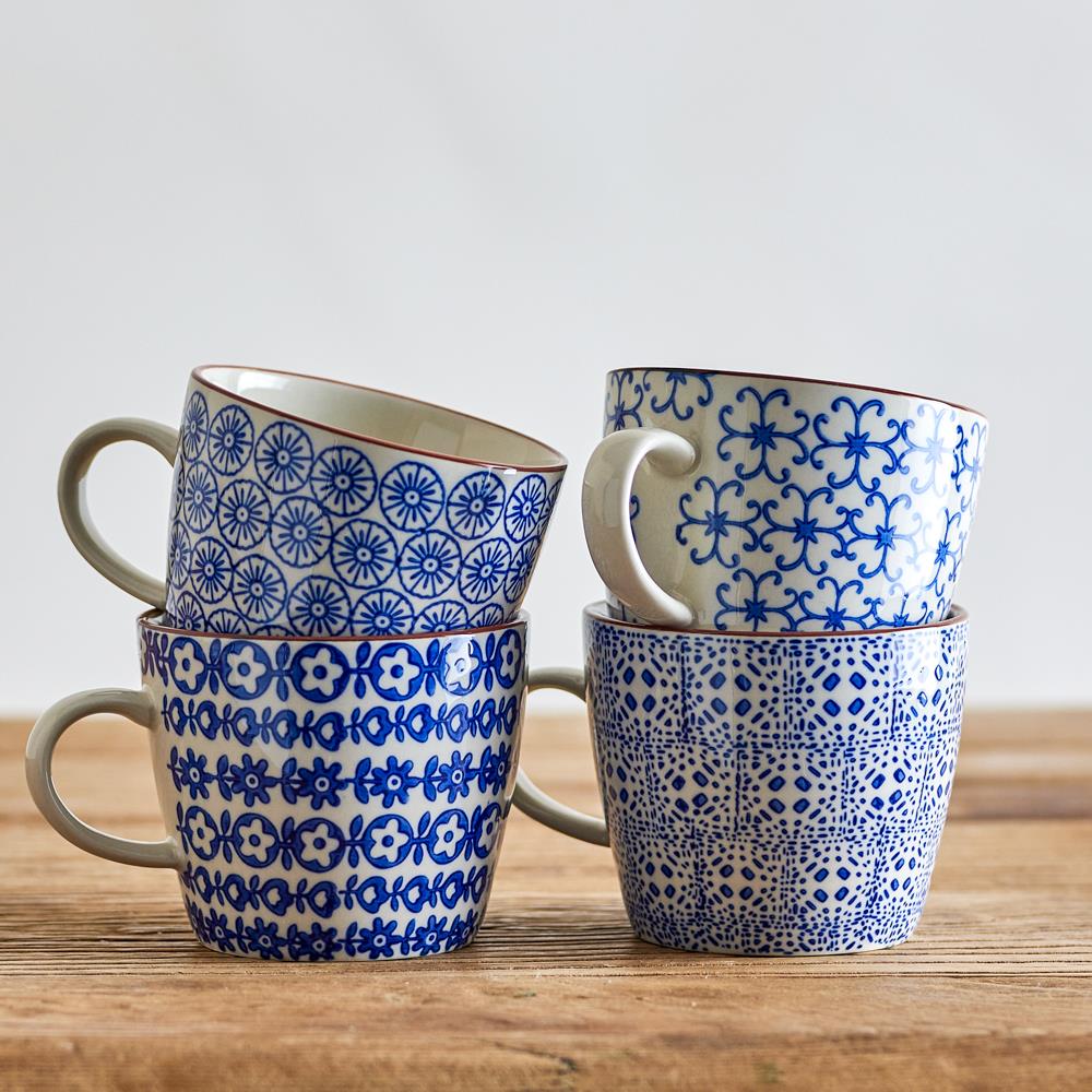 Bloomingville Karine Becher 4er Set 300 ml Steingut blau Design