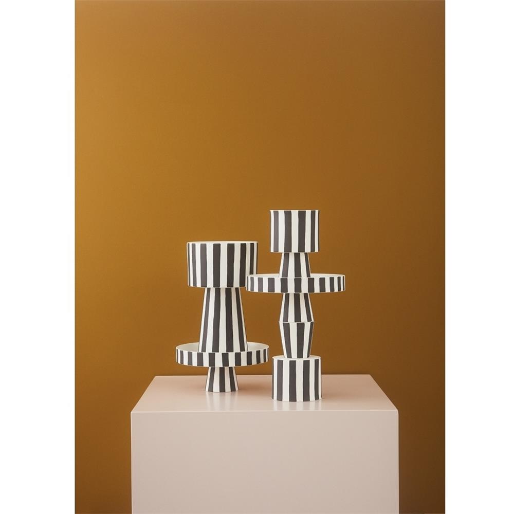 OYOY Toppu Blumentopf 10x15 cm, Schwarz/Weiß gestreift - vielseitig als Übertopf, Dekoschale, Vase