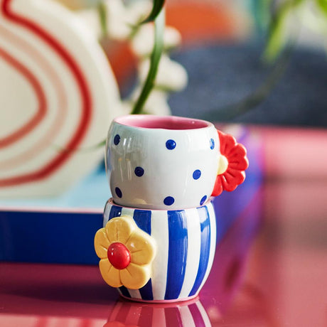 Bloomingville Haisy Tasse 2er Set blau - Steingut Tassen mit Blumenmotiv für Küche & Tischdeko