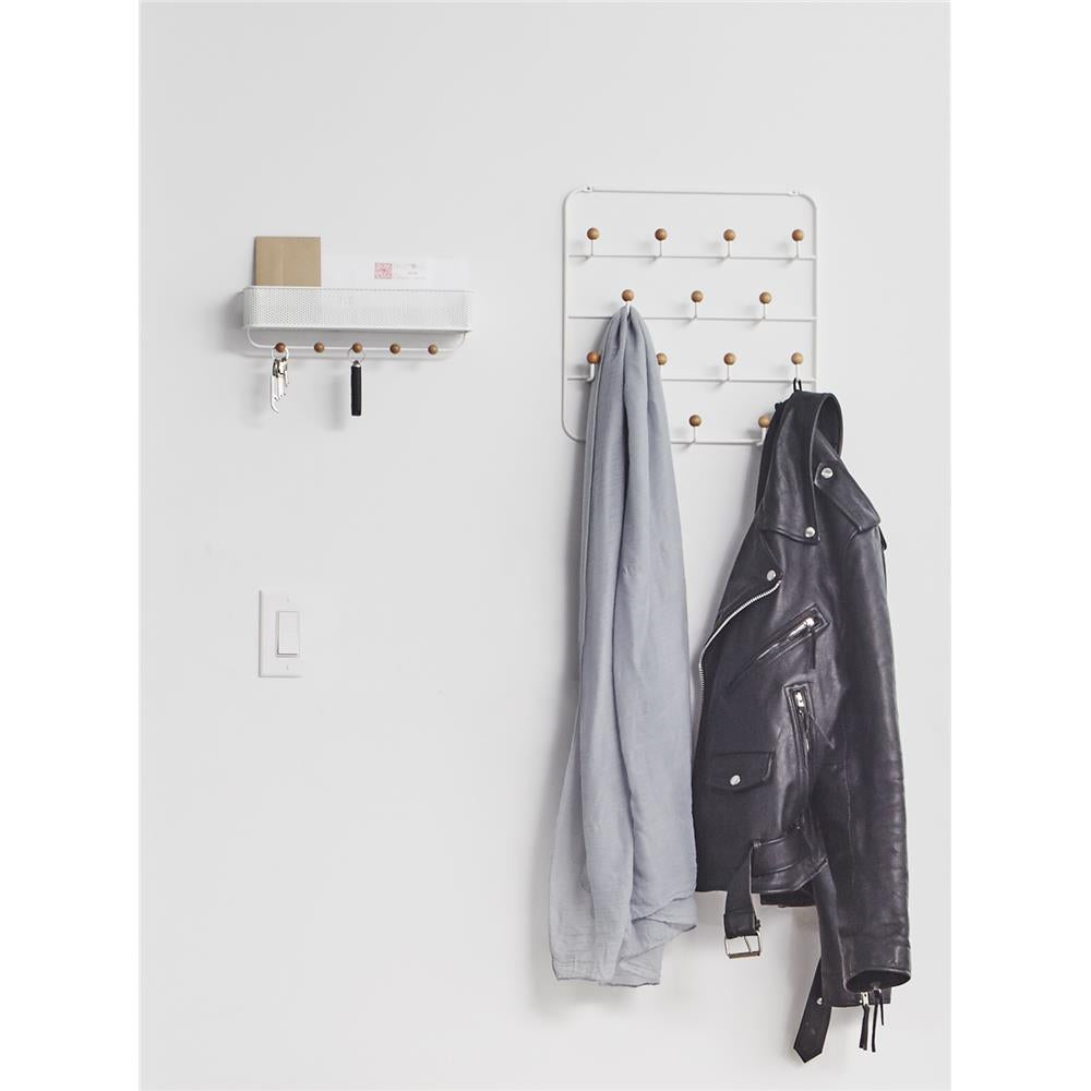 Umbra Estique Multifunktionale Türgarderobe mit 14 Haken, Türhaken ohne Bohren, Wandgarderobe in Weiß