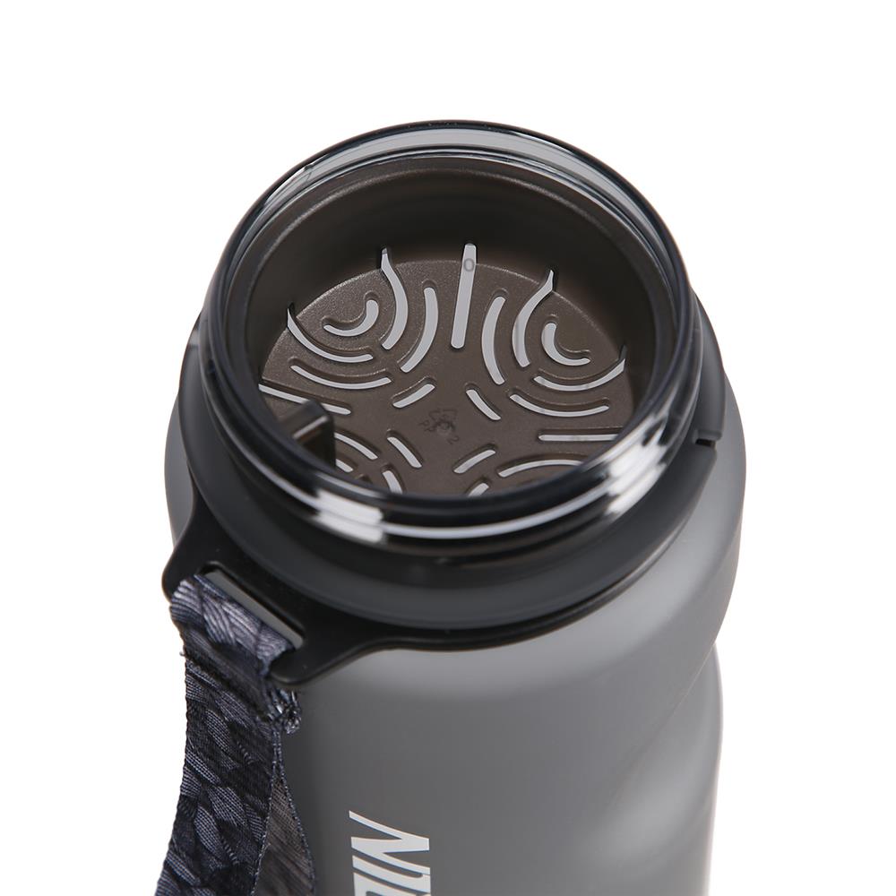 NILS CAMP Trinkflasche Tritan 600 ml schwarz für Camping Outdoor Sport Reisen