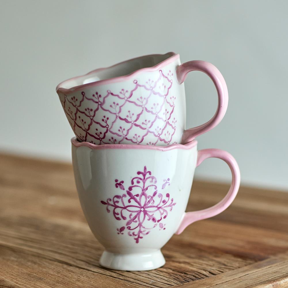 Bloomingville Wonderland Tasse Rosa Steingut 4er Set Weihnachtstassen 525 ml