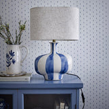 Bloomingville Eimy Krug 1898 ml blau - Steingut Krug mit Blumenmotiv für Küche & Tischdeko