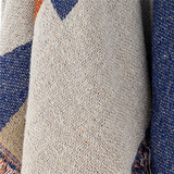 Bloomingville Clarita Decke bunt 160x130 cm aus recycelter Baumwolle – Wohndecke Kuscheldecke